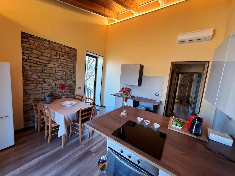 Villa Cristallo Private Apartment Fontanelice 外观 照片