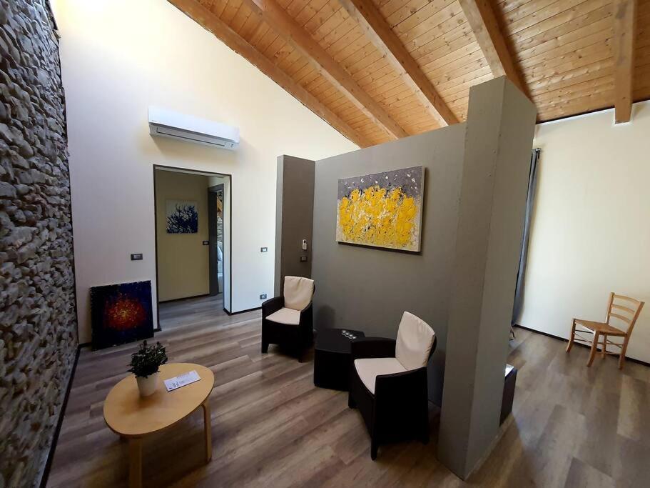 Villa Cristallo Private Apartment Fontanelice 外观 照片
