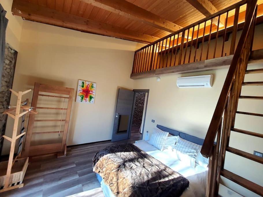 Villa Cristallo Private Apartment Fontanelice 外观 照片